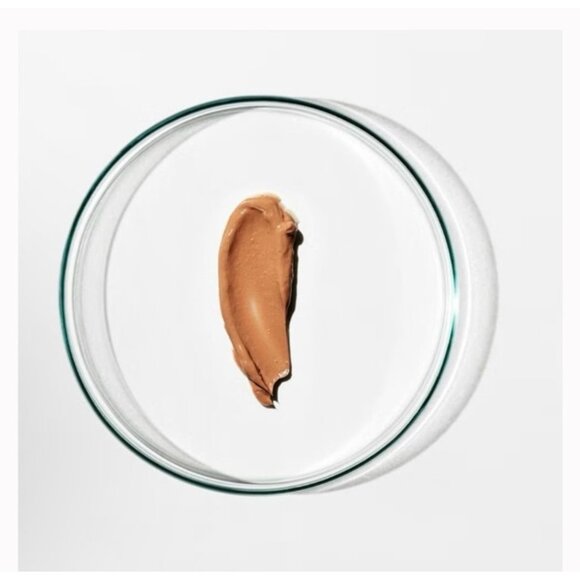 Grown Alchemist Tinted Hydra-Repair Day Cream 65ml - Camellia & Geranium Blossom - Picture 2 of 5